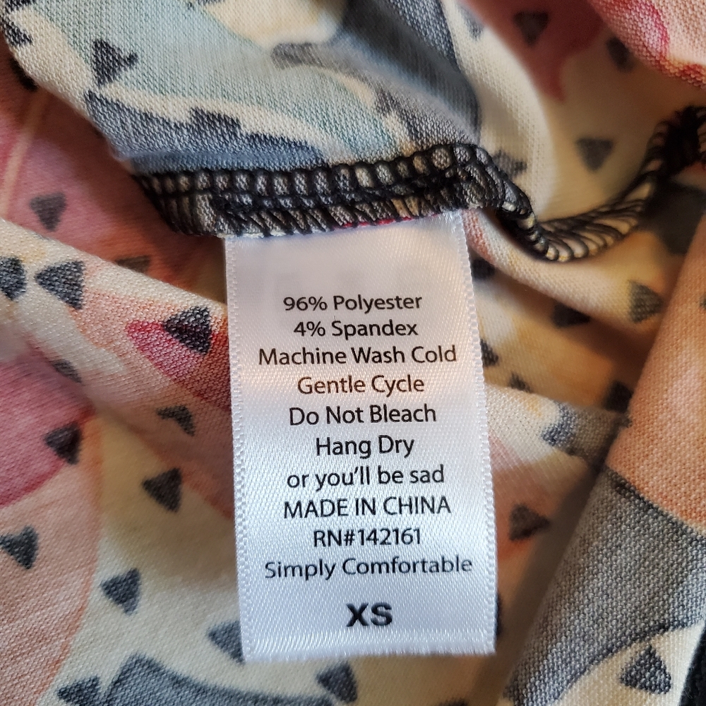 LuLaRoe Randy Shirt - Picture 5 of 5